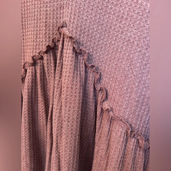 Boutique Peplum Waffle Knit Shirt Mauve - Picture 3 of 4